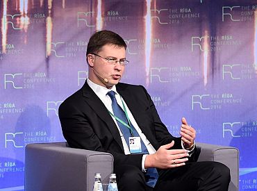 Dombrovskis: Energoapgādē šogad Eiropā vēl varētu būt pietiekami nopietnas problēmas