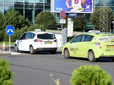 LVRA aicina atbildīgās iestādes apsvērt iespējas koriģēt vaučeru cenas taksometru braucieniem no lidostas