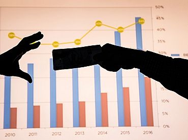 Почему в Латвии не надо бороться с теневой экономикой: мнение