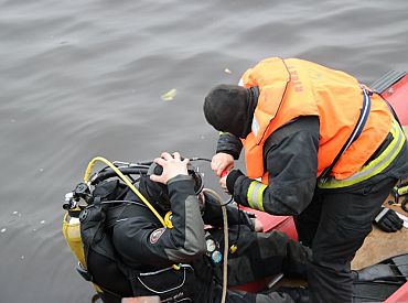 Traģiski: Bezvests.lv nāk klajā ar ziņām par Andrejostā ūdenī iekritušo jaunieti