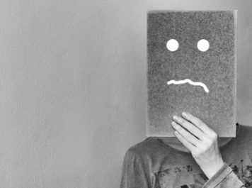 Sniegs papildu atbalstu pusaudžiem un jauniešiem ar mentālās veselības sarežģījumiem