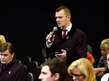 Tiesa apmierina prokurores pieteikto noraidījumu Rimšēviča advokātam Duļevskim