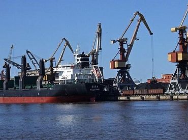 Сейм отказался списывать долги Вентспилсского порта: сколько?