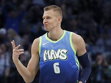 Porziņģim 13 punkti; «Mavericks» pārtrūkst piecu uzvarēto spēļu sērija