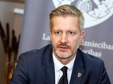 Эндзиньш покидает пост главы Латвийской торгово-промышленной палаты