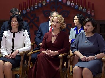 Kariņš Viņķelei un Petravičai uzdod risināt paliatīvās aprūpes pieejamības problēmas