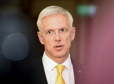 Kariņš: Vīrusam politiskie uzskati ir vienaldzīgi, tāpēc Covid-19 ierobežošanā jāiet straujiem soļiem uz priekšu