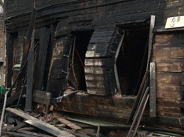 Lūdz iedzīvotāju palīdzību – pēc sprādziena Tallinas ielas namā, seniori spiesti nakšņot