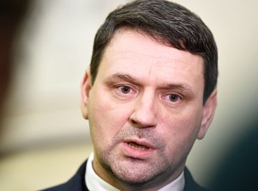 Bijušais vicemērs Kleins Rīgas domes ārkārtas vēlēšanās varētu arī nestartēt