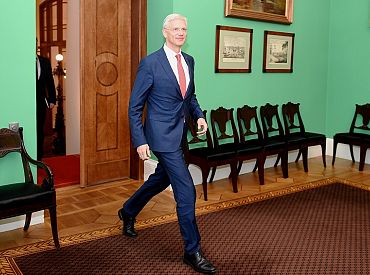 Kariņš starp valdības gada laikā paveikto izceļ Latvijas neiekļūšanu «pelēkajā sarakstā» un kredītreitinga paaugstināšanu