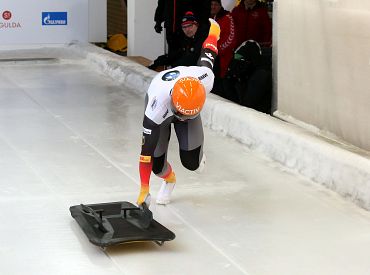 Dukuri Siguldā izcīna dubultuzvaru Pasaules kausa posmā un Eiropas čempionātā