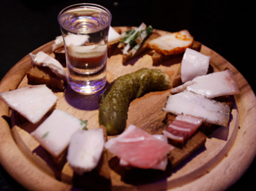 Снова будут пить одеколон? Вновь повышаются цены на алкоголь