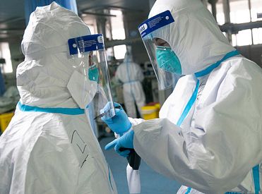 Latvijā apstiprināti vēl trīs saslimšanas gadījumi ar jauno koronavīrusa izraisīto slimību