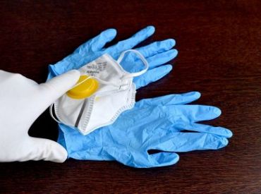 EM: Lielie tirgotāji apliecina higiēnas preču rezervju pietiekamību