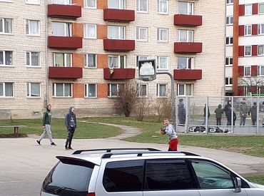 Жители имеют право? Самовольное изменение придомовой территории