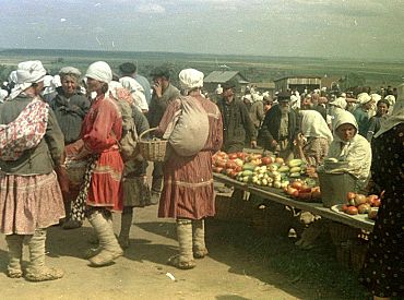 В головах остается колхоз: почему в Латвии нет демократии