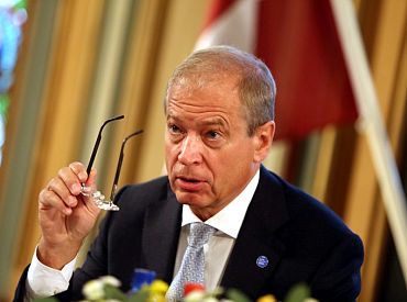 Ameriks: Latvijā pašreiz ir politiskās morāles degradācijas laiks