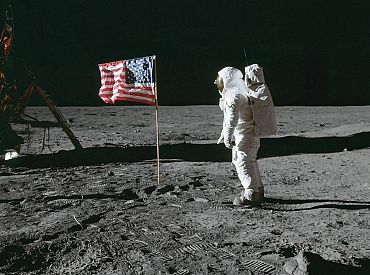 США могут ускорить запуск АЭС на Луне в ответ на планы России