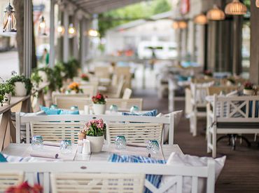 Restorāna «Riviera» darbinieki saņēmuši negatīvus Covid-19 testu rezultātus