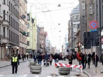 Nedēļas nogalē Tērbatas ielā notiks urbānā joga, prāta spēļu turnīrs un aktivitātes bērniem