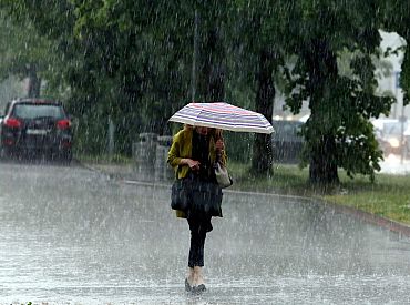 Šonedēļ kļūs vēsāks, visās dienās gaidāmi lietus mākoņi