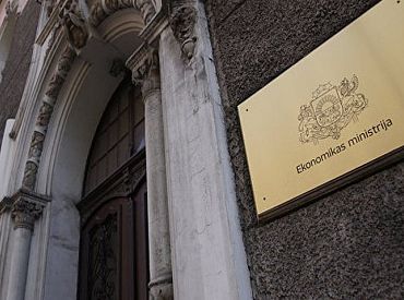 EM: Šogad apstrādes rūpniecība atgriezīsies pie pozitīviem izaugsmes tempiem