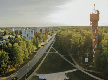 COVID-19 uzliesmojums Olainē: ievieš izmaiņas skolu un aprūpes centra darbībā