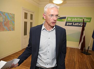 «Attīstībai/Par!» aicina Kariņu gādāt par koalīcijas līguma ievērošanu saistībā ar NA Satversmes grozījumiem