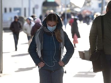 Covid-19 ierobežošanai Latvijā izsludināta ārkārtējā situācija ar virkni ierobežojumu
