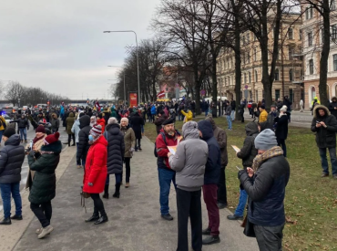 Rīgas Civilās aizsardzības komisijā plāno pārspriest sestdien notikušo piketu norisi