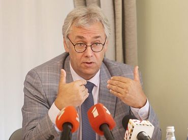 Perevoščikovs: Latvija nebūs pirmā valsts, kurā varētu izplatīties kāds nezināms un bīstams Covid-19 vīrusa celms