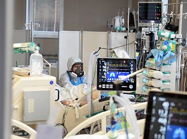 Pagājušajā diennaktī slimnīcās stacionēts 81 Covid-19 pacients; 12% smagā stāvoklī