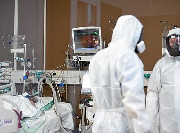 Covid-19 pacientu skaits slimnīcās palielinājies līdz 633