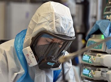 Latvijas slimnīcās ārstējas 322 Covid-19 pacienti, no kuriem 17,7% ir smagā stāvoklī