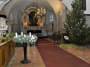 Bīskaps Šterns: Pat, ja svētkos izpaliks ciemošanās pie radiem, šie joprojām var kļūt par Ziemassvētkiem «ar lielo burtu»