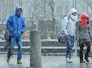 Darba nedēļas noslēgumā nedaudz snigs un gaisa temperatūra būs tuvu nullei