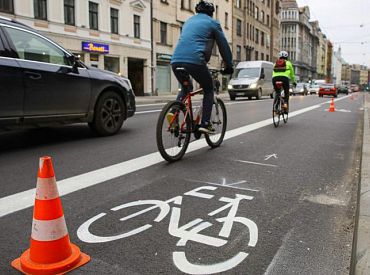 Rīgas mēra frakcija mēģinās panākt abu Čaka ielas velojoslu saglabāšanu līdz novembrim
