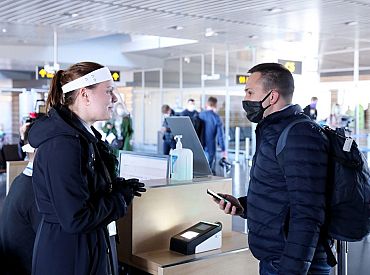 Vismaz vienu vakcīnu pret Covid-19 saņēmuši gandrīz puse «airBaltic» darbinieku