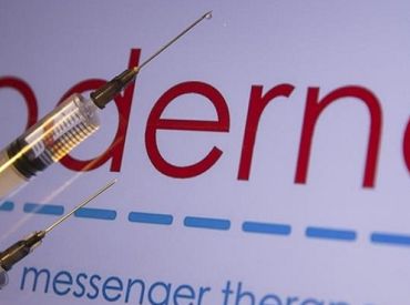 Sabiedrības vakcinācijas darba grupa iedzīvotājiem no 25 gadu vecuma prioritāri rekomendē «Moderna» vakcīnas