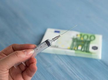 Vakcinācijas pret Covid-19 projekta biroja darbībai novirza 641 800 eiro