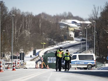 Пограничники задержали иностранца с поддельными документами