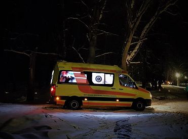 «Мама, не волнуйся, мне вызвали скорую…» Родители провели бессонную ночь из-за абсурдных требований