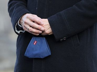 Aptauja: Desmitās daļas vēlētāju dalību pašvaldību vēlēšanās varētu ietekmēt Covid-19 pandēmija