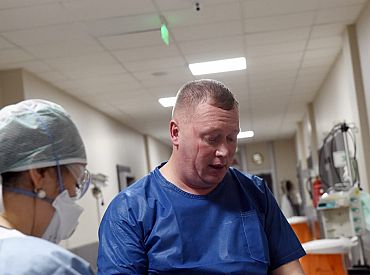 Covid-19 klīnikas vadītājs: Pazudusi robeža starp dienu un nakti, starp darbadienu un brīvdienu