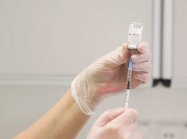 Bērnu līdz 11 gadu vecumam vakcināciju pret Covid-19 primāri organizēs pie ģimenes ārstiem un ārstniecības iestādēs