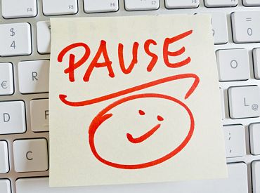 «Перерыв — святое дело»: в соцсети завязалась бурная дискуссия об отдыхе во время работы