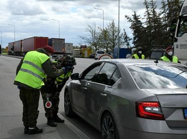Ceturtdien Valsts robežsardzes amatpersonas uz ārējām robežām un valsts iekšienē konstatēja 50 likumpārkāpējus