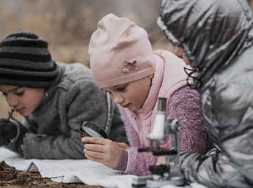 Nākamnedēļ skolēniem nodarbības svaigā gaisā varēs rīkot 45 pašvaldībās