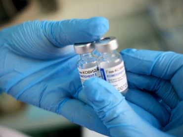 Latvija varētu saņemt kārtējās «AstraZeneca» un «Pfizer»/»BioNTech» vakcīnu piegādes