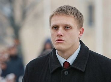 Dombrava: Risinājums termiņuzturēšanās atļauju likvidēšanai varētu būt pārejas termiņa noteikšana